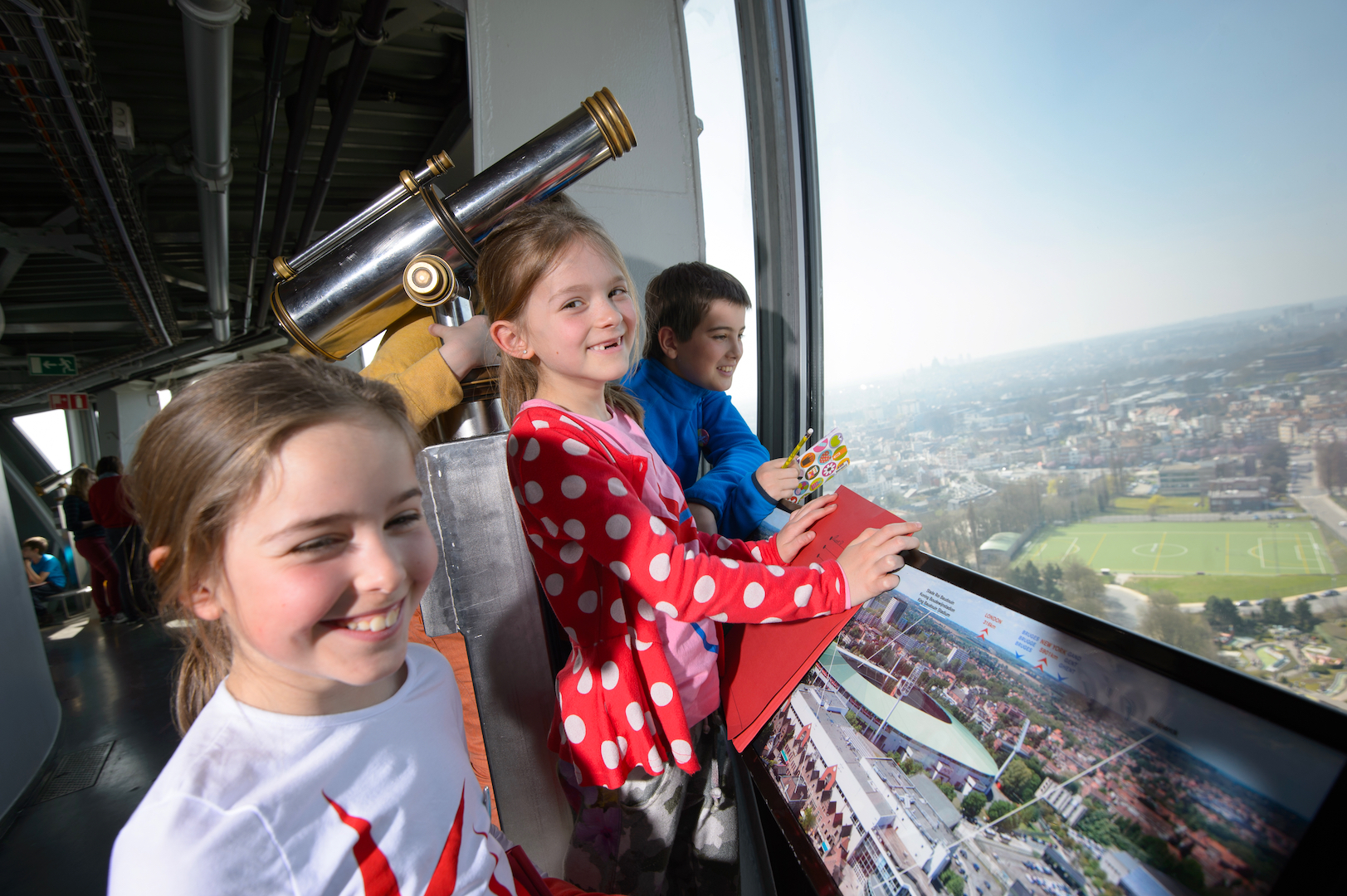 atomium-todaylife-0206 - Version 2.jpg